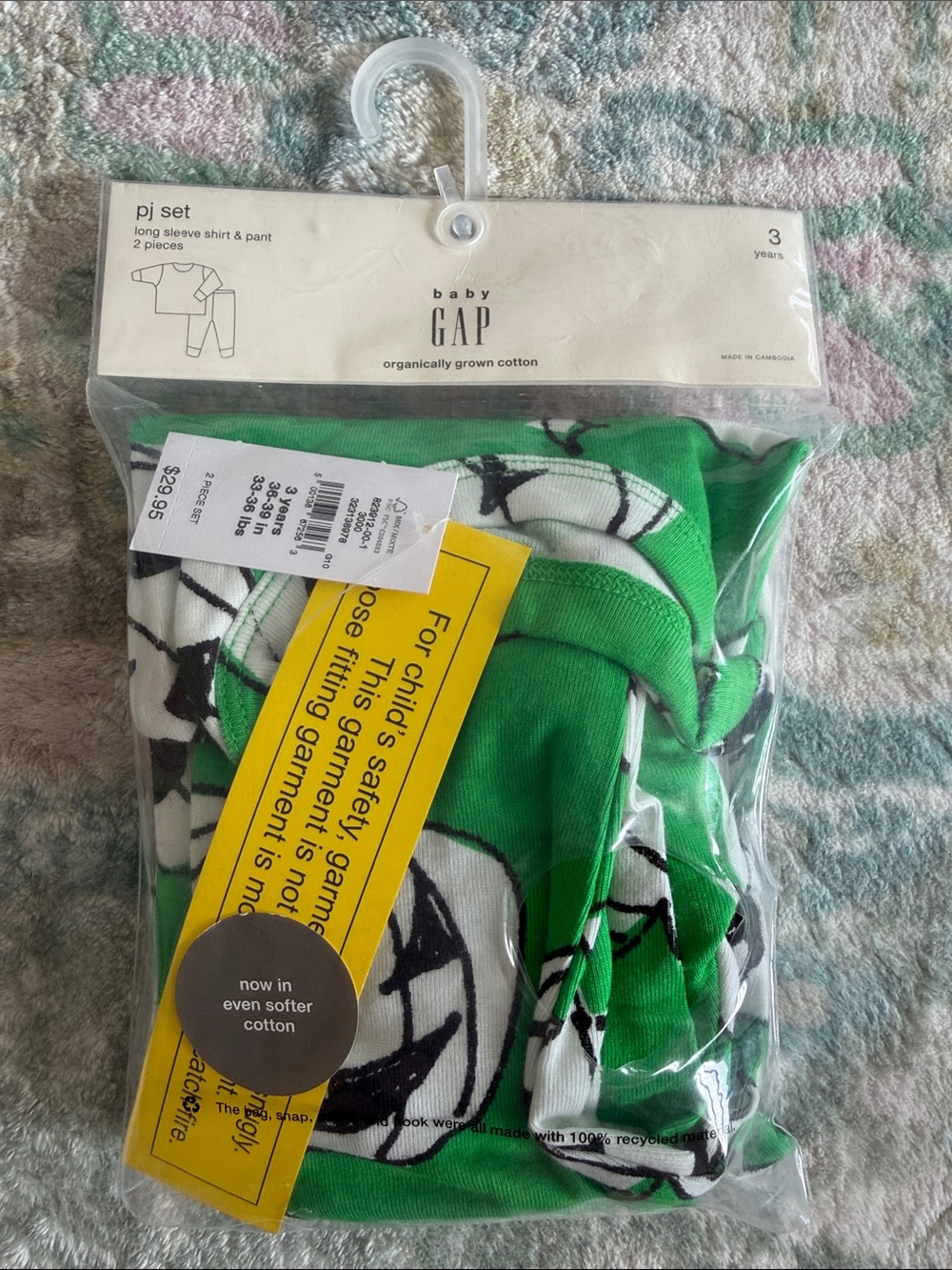 GAP Green & White Pumpkin Print Kids Pajama Set